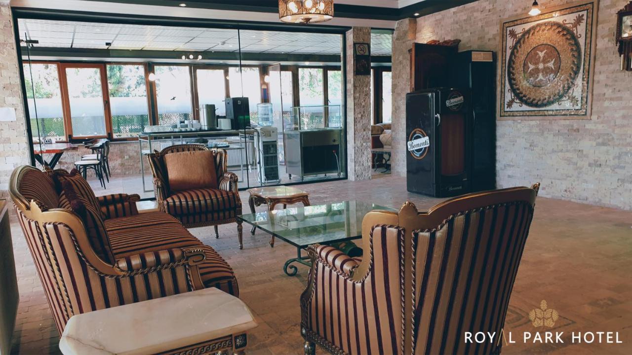 Royal Park Hotel Corlu Bed And Breakfast 테키르다그 외부 사진
