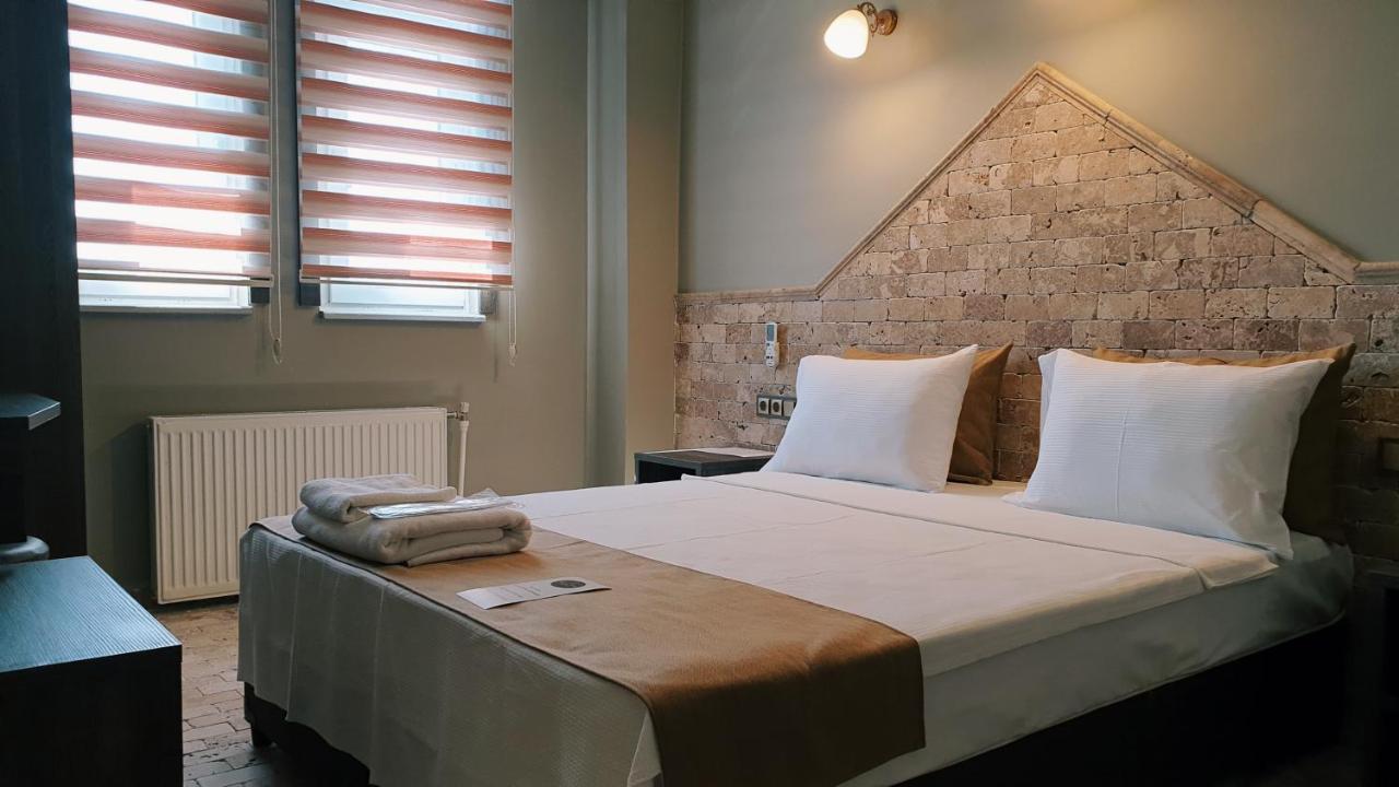 Royal Park Hotel Corlu Bed And Breakfast 테키르다그 외부 사진