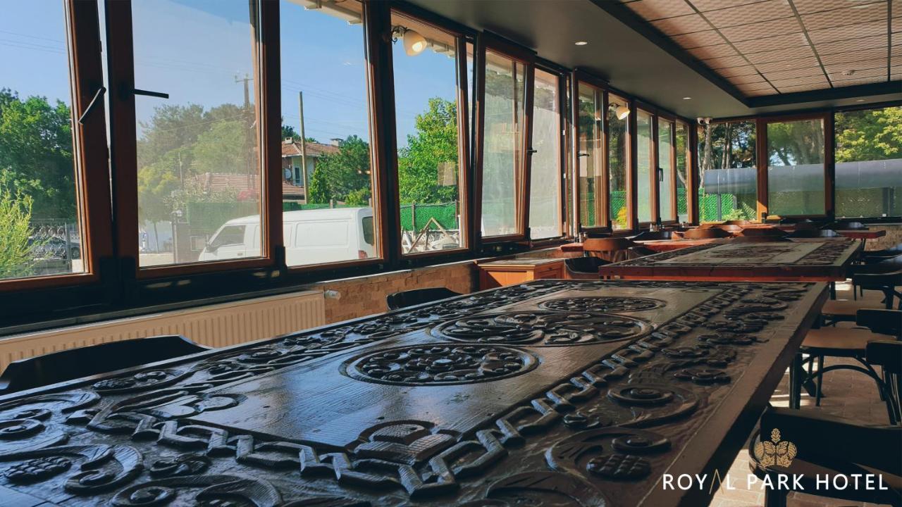 Royal Park Hotel Corlu Bed And Breakfast 테키르다그 외부 사진