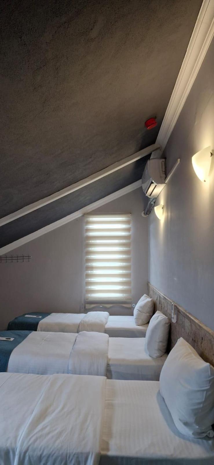Royal Park Hotel Corlu Bed And Breakfast 테키르다그 외부 사진